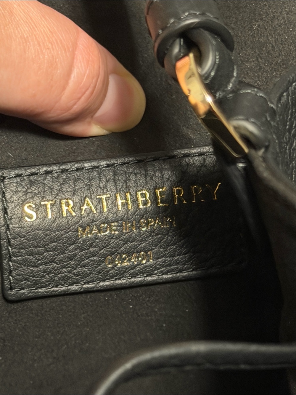 Strathberry Osette Midi in Raffia with Black leather - Picture 6 of 12